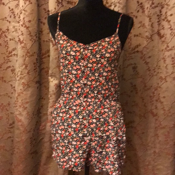 H&M Pants - H&M Floral Romper